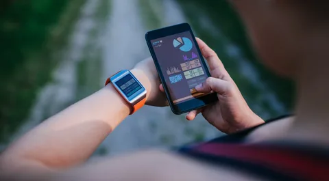 User Experience Design for Wearable Mobile Apps